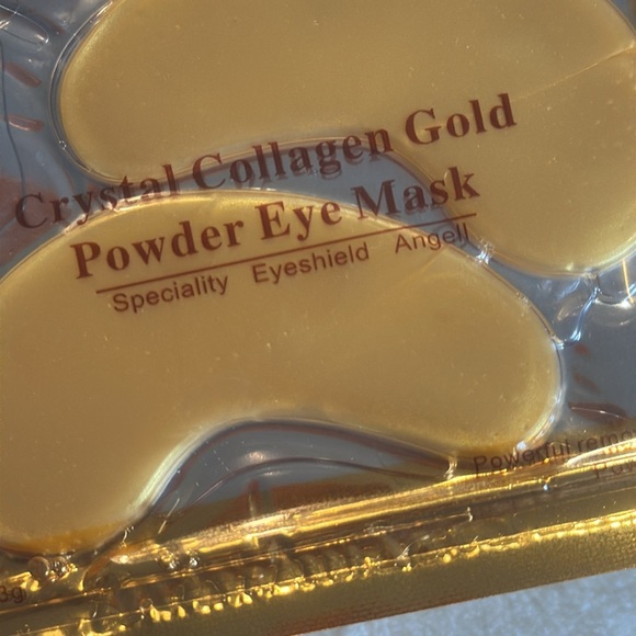 SALE!! Large bundle Collagen eye mask and lip mask.    4 - Picture 3 of 14